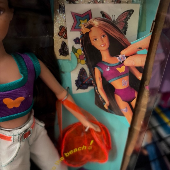 1996 TEEN COURTNEY ALL GROWN UP BARBIE DOLL - Picture 5 of 16